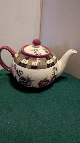 Oneida strawberry plaid teapot - oneida,